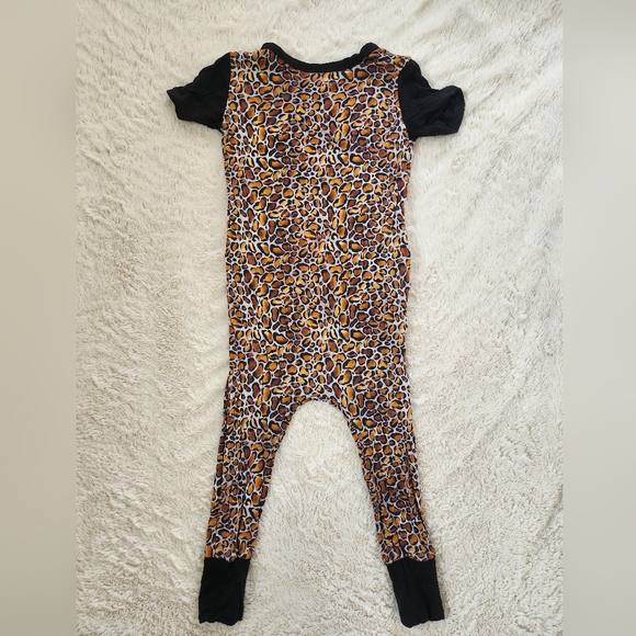 Ready Set Romper- Front Opening Romper in Leopard King - Picture 2 of 3